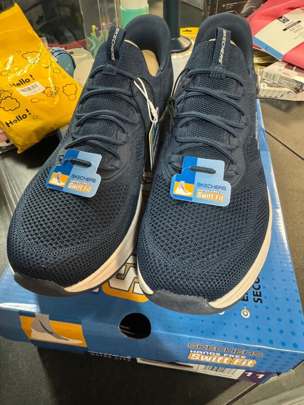 NWT Men’s Skechers Navy Swift Guide Lite Sneakers - Size 11